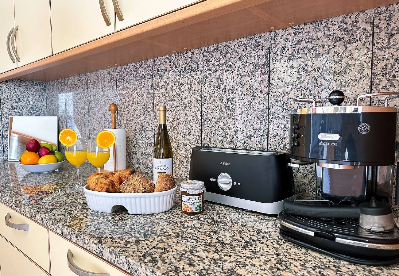 Ferienwohnung in Albufeira - Modern Ocean, Garden&Pool view Condo by BeCherish 