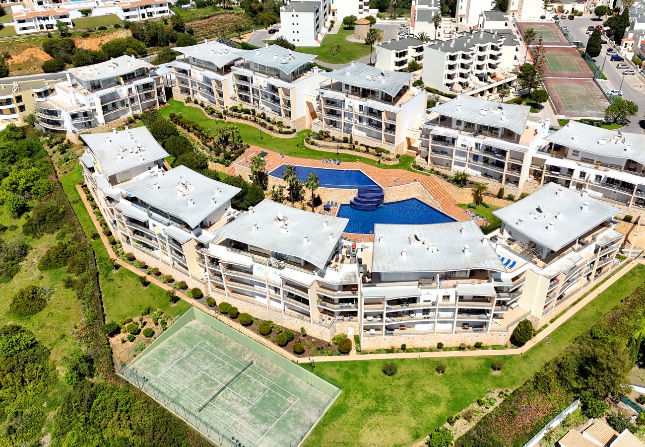 Ferienwohnung in Albufeira - Modern Ocean, Garden&Pool view Condo by BeCherish 