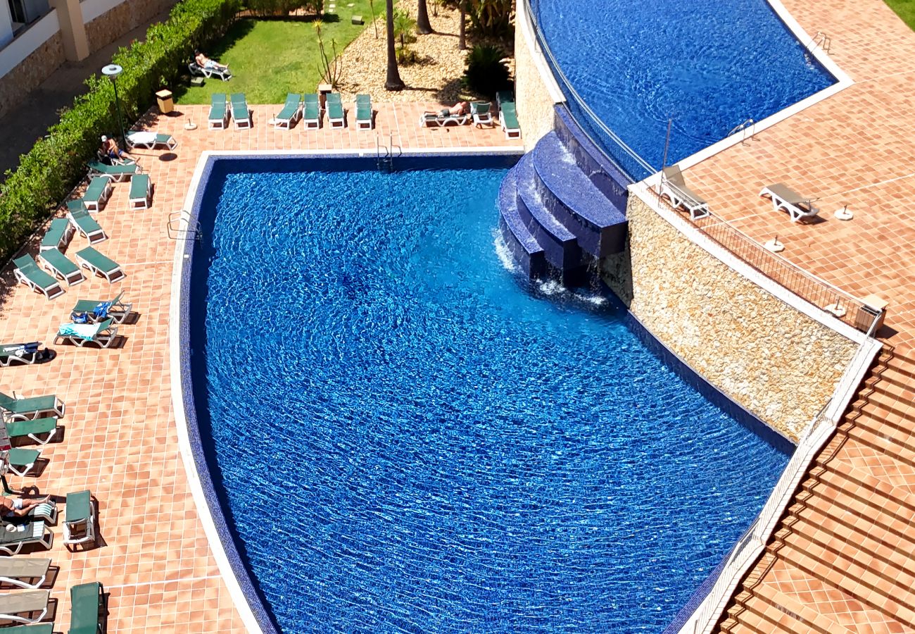 Ferienwohnung in Albufeira - Modern Ocean, Garden&Pool view Condo by BeCherish 