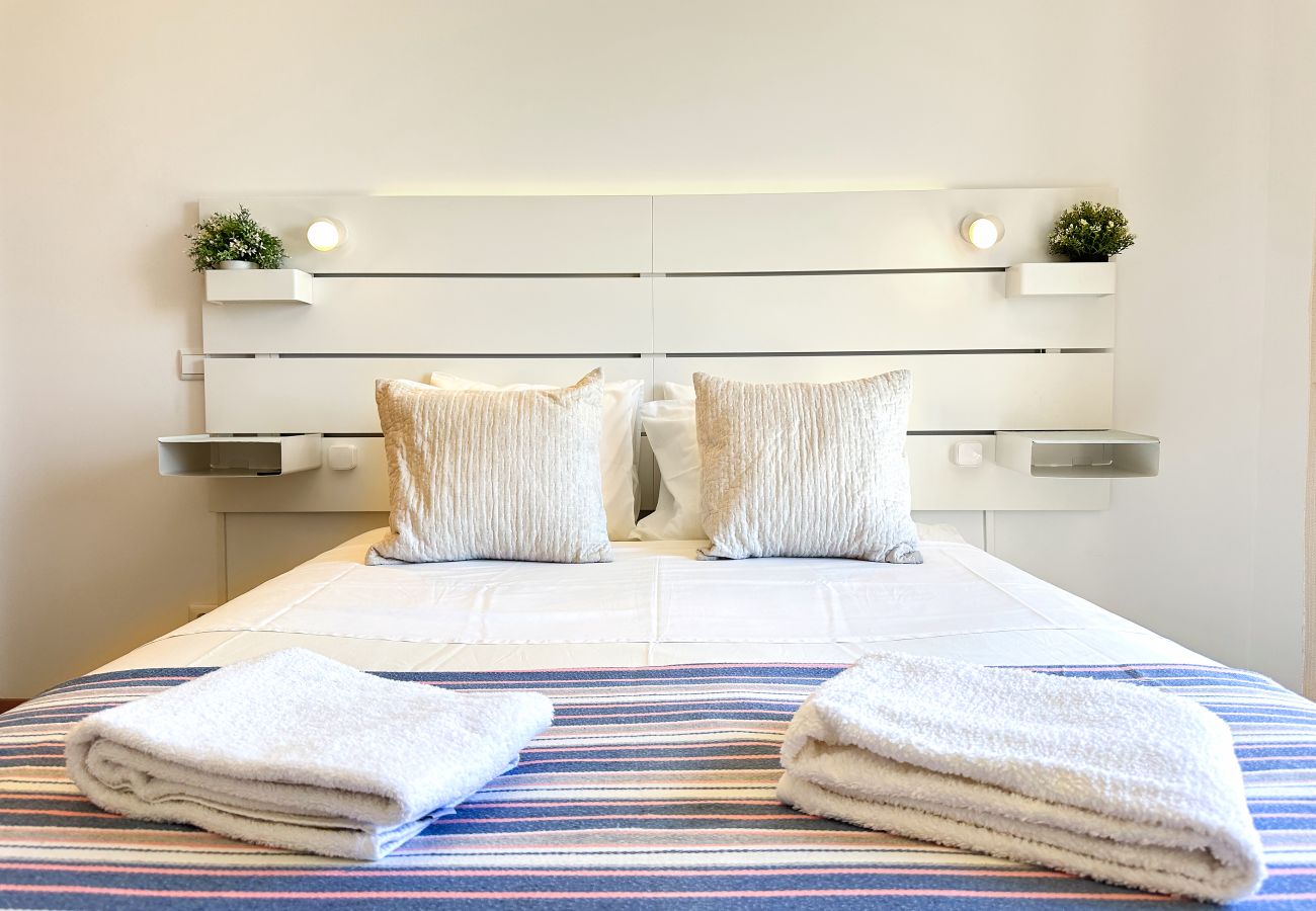 Ferienwohnung in Albufeira - Sea&Garden View Condo by BeCherish