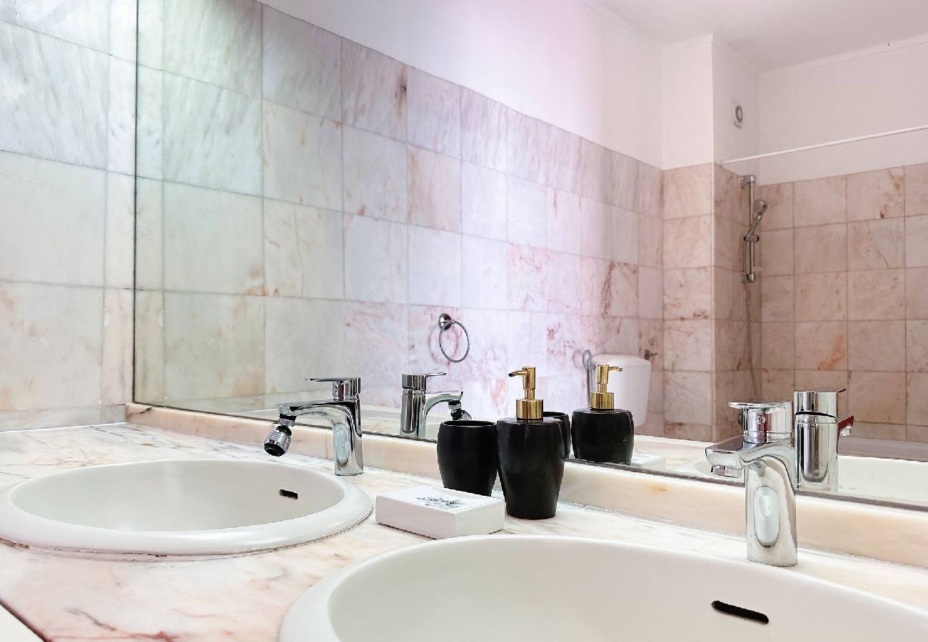 Ferienwohnung in Albufeira - Ocean Breeze WindMill Condo by BeCherish