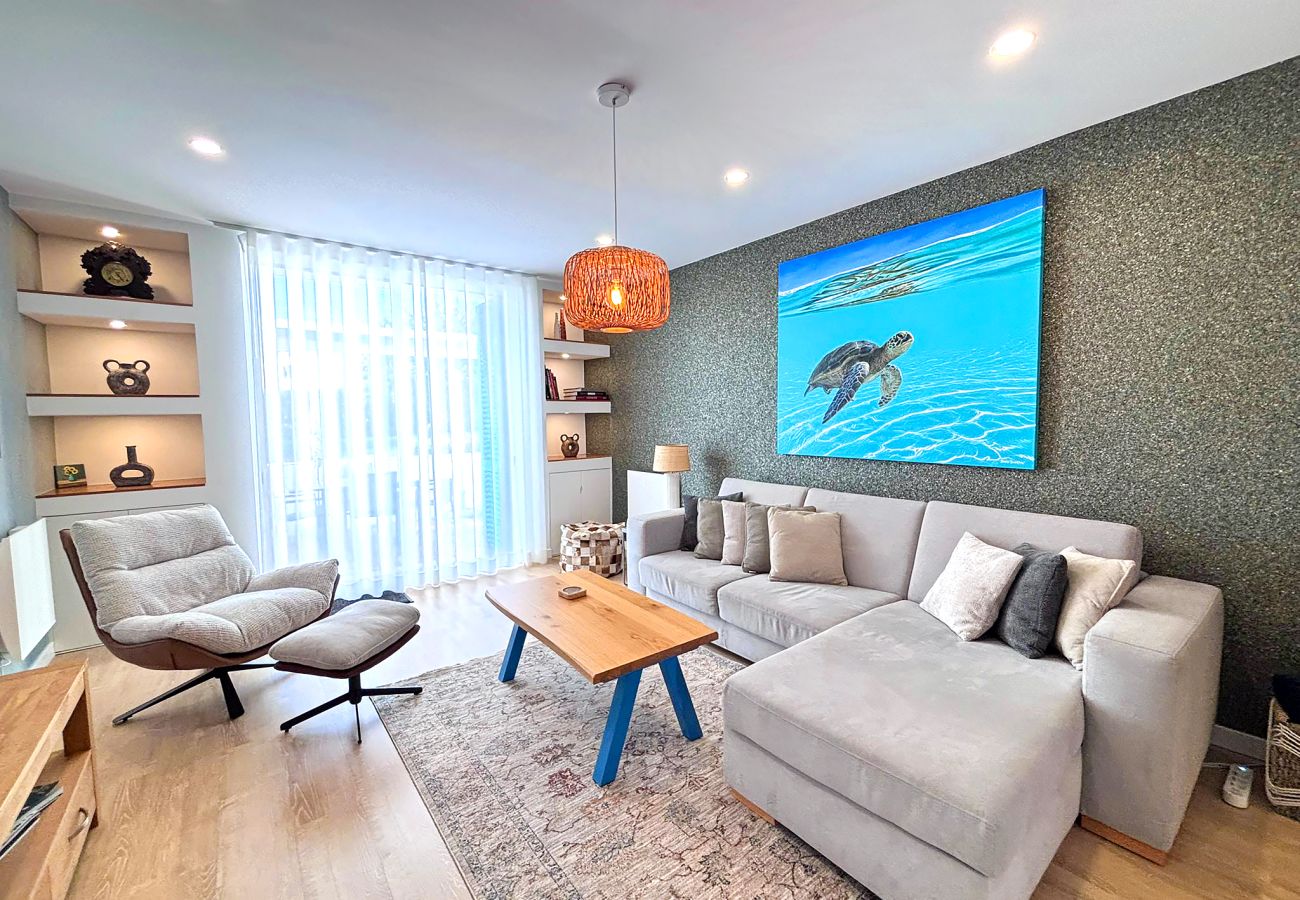 Ferienwohnung in Albufeira - Charming Algarve Townhouse w/Terraces, Pool &View