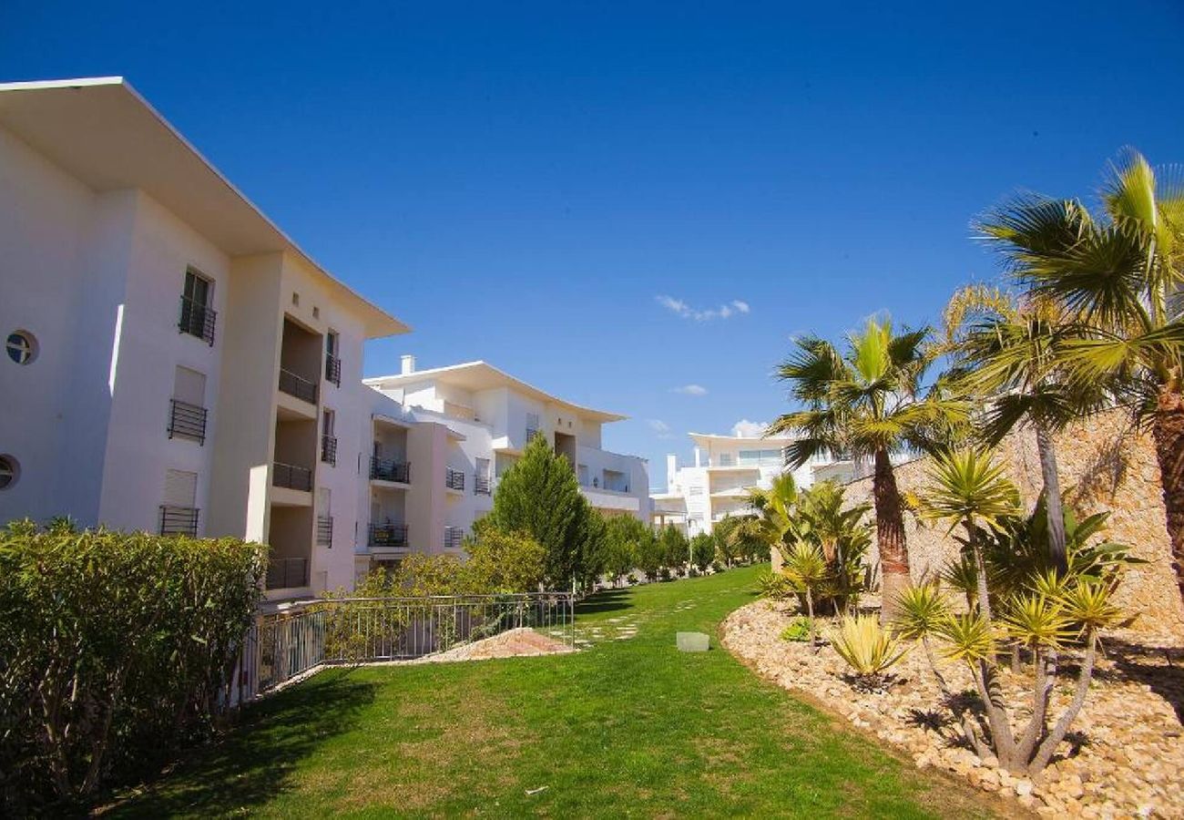 Ferienwohnung in Albufeira - Blue Sky Condo with Ocean&Pool view by Be Cherish