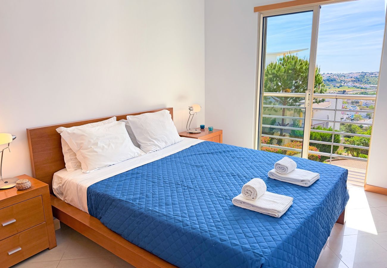 Ferienwohnung in Albufeira - Blue Sky Condo with Ocean&Pool view by Be Cherish