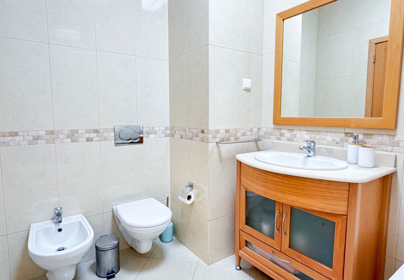Ferienwohnung in Albufeira - Blue Sky Condo with Ocean&Pool view by Be Cherish