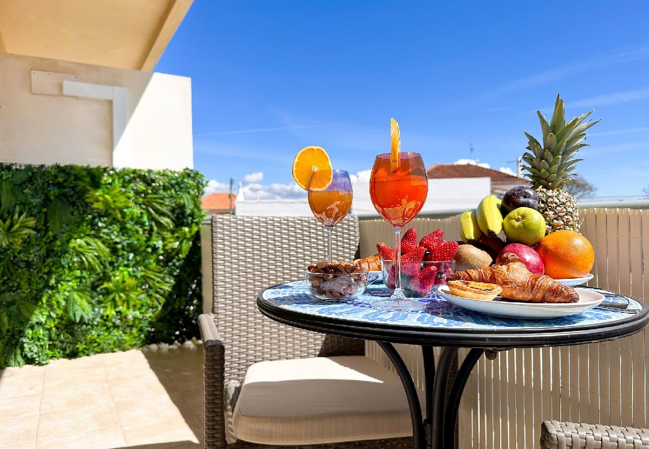 Ferienwohnung in Albufeira - Golden Palm Condo by BeCherish