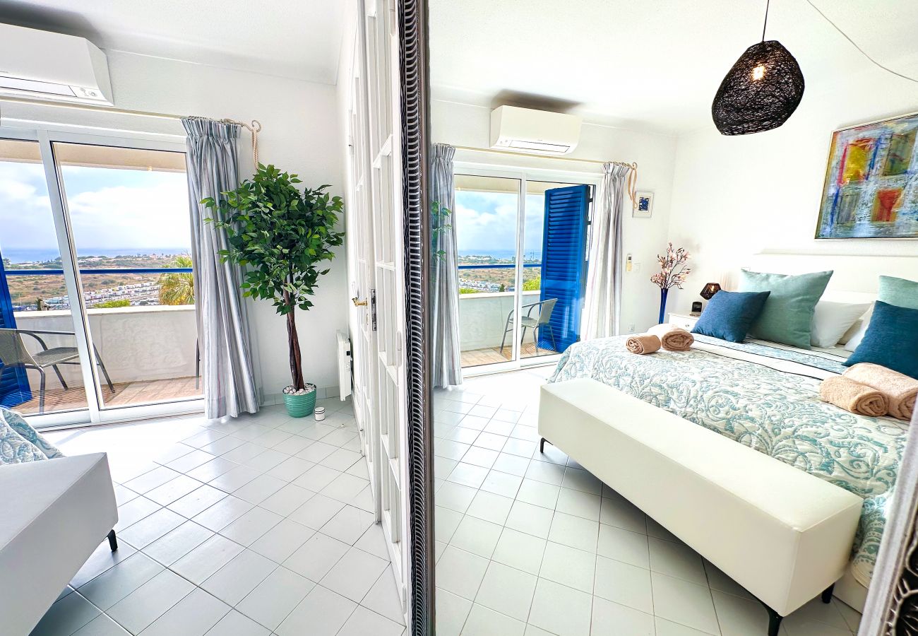 Ferienwohnung in Albufeira - Stunning Sunrise&Sunset Rooftop Condo by BeCherish