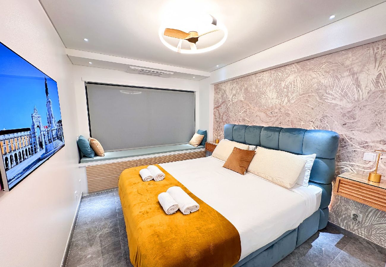 Ferienwohnung in Lissabon - Lisbon Prestige River View Condo by BeCherish 