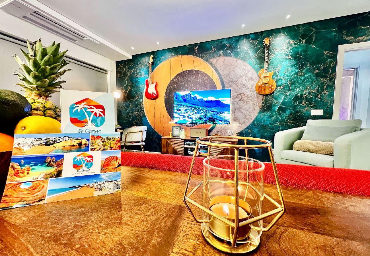 Ferienwohnung in Lissabon - Lisbon Prestige River View Condo by BeCherish 