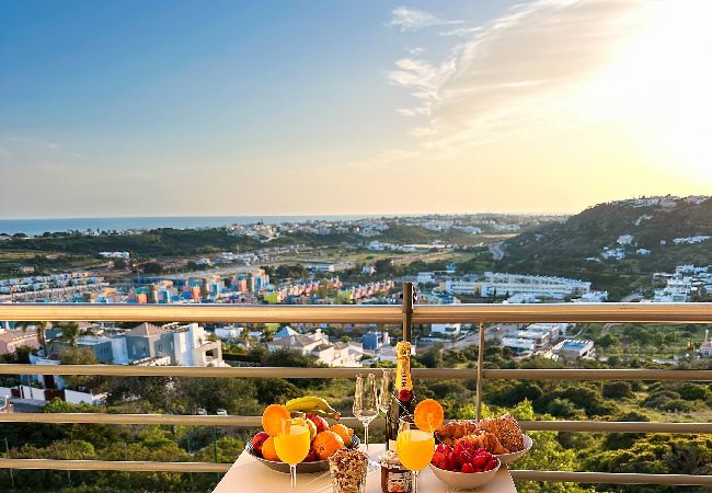 Ferienwohnung in Albufeira - Splendor Condo with Ocean&Pool View by Be Cherish