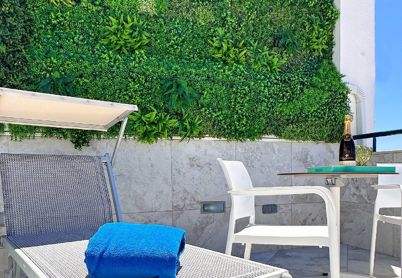 Ferienhaus in Albufeira - Luxury Beach House - Casa do Farol by BeCherish