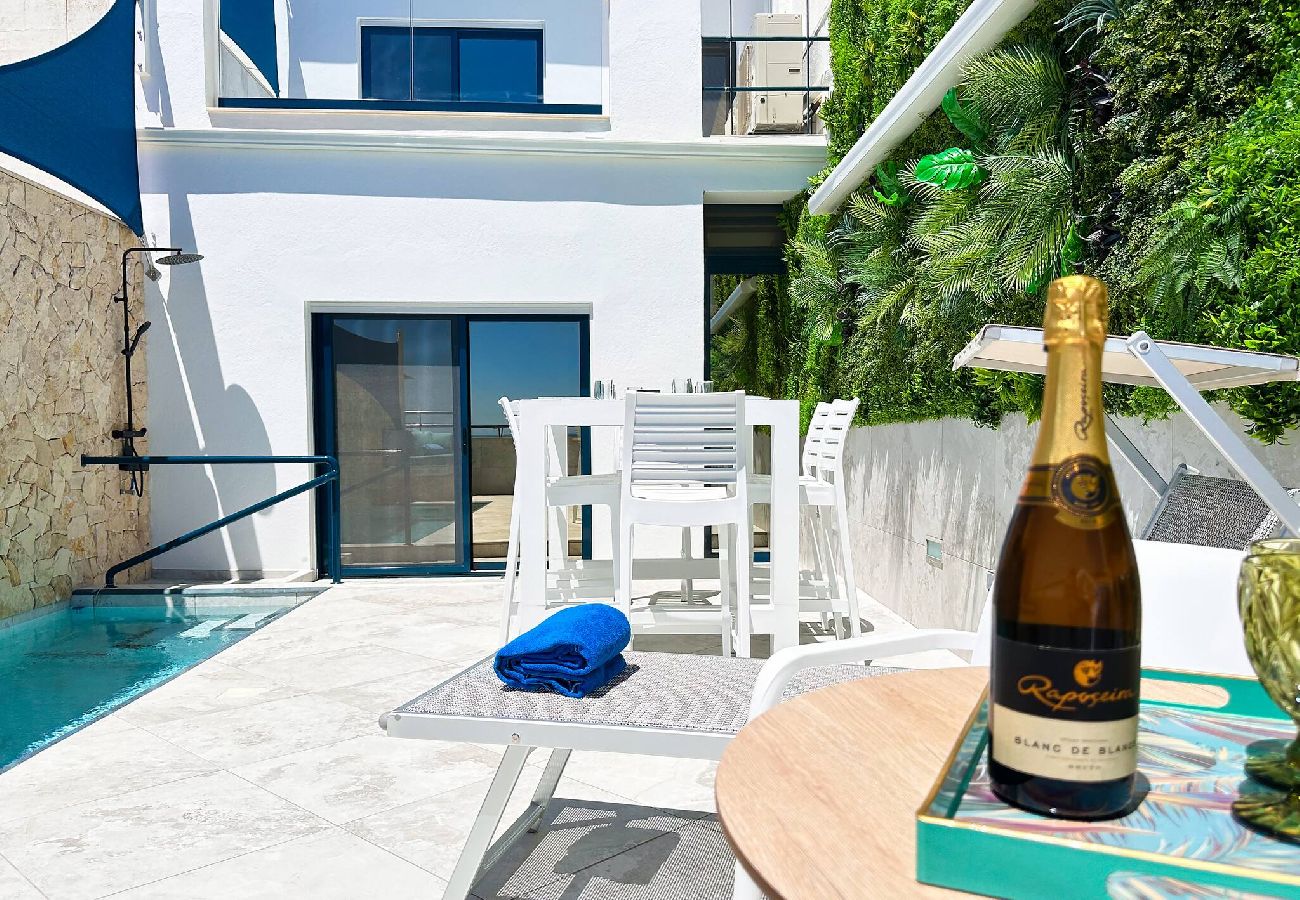 Ferienhaus in Albufeira - Luxury Beach House - Casa do Farol by BeCherish