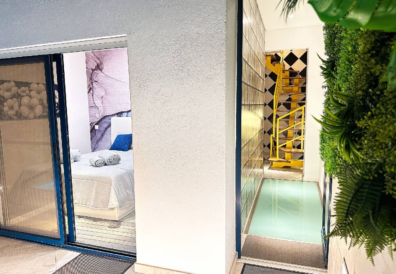 Ferienhaus in Albufeira - Luxury Beach House - Casa do Farol by BeCherish