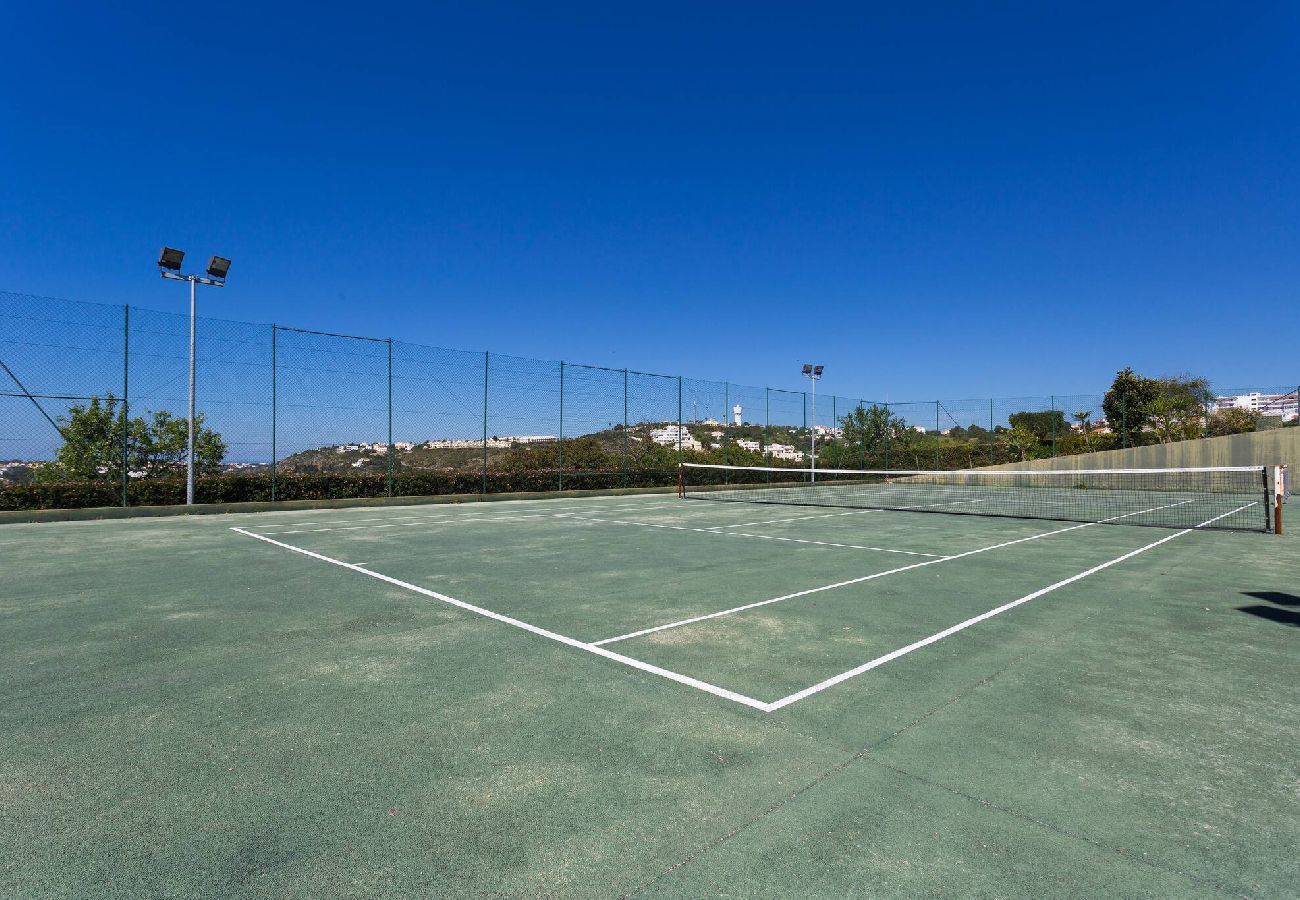 Ferienwohnung in Albufeira - Luxus T2 mit Pool & Meerblick by BeCherish