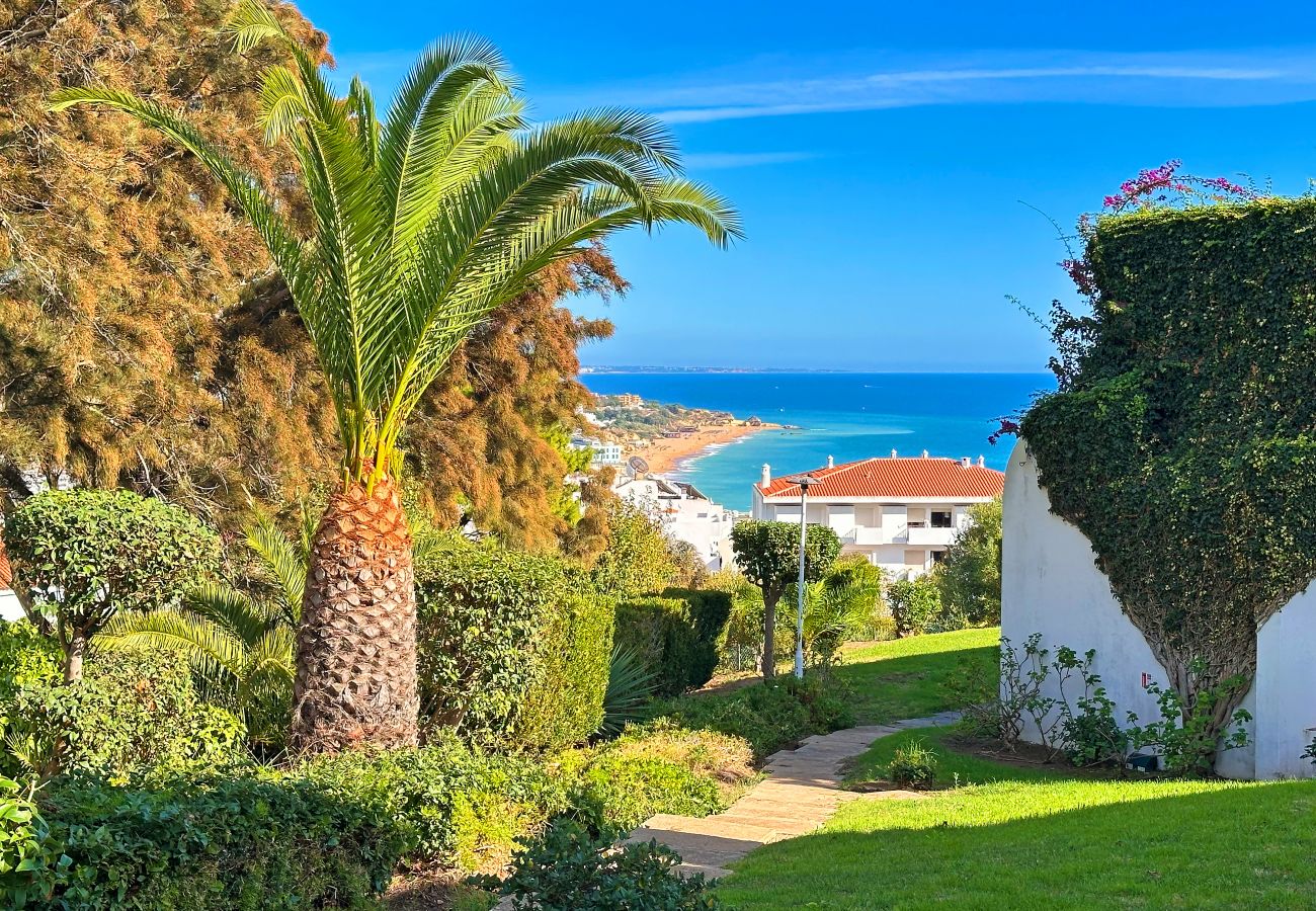 Ferienwohnung in Albufeira - Windmill Hill Gem Townhouse By BeCherish