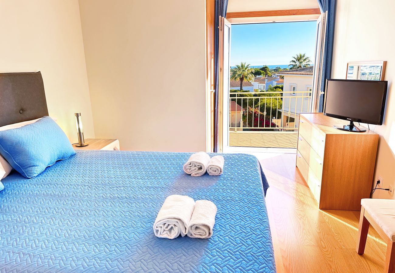 Ferienhaus in Albufeira - Balaia Poolside House with Sea View by BeCherish