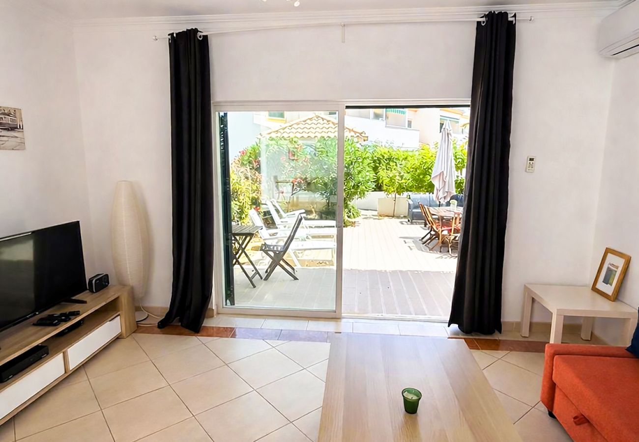 Doppelhaushälfte in Albufeira - House w/ Pool - 5min Walk to Alemães Beach by BeCherish