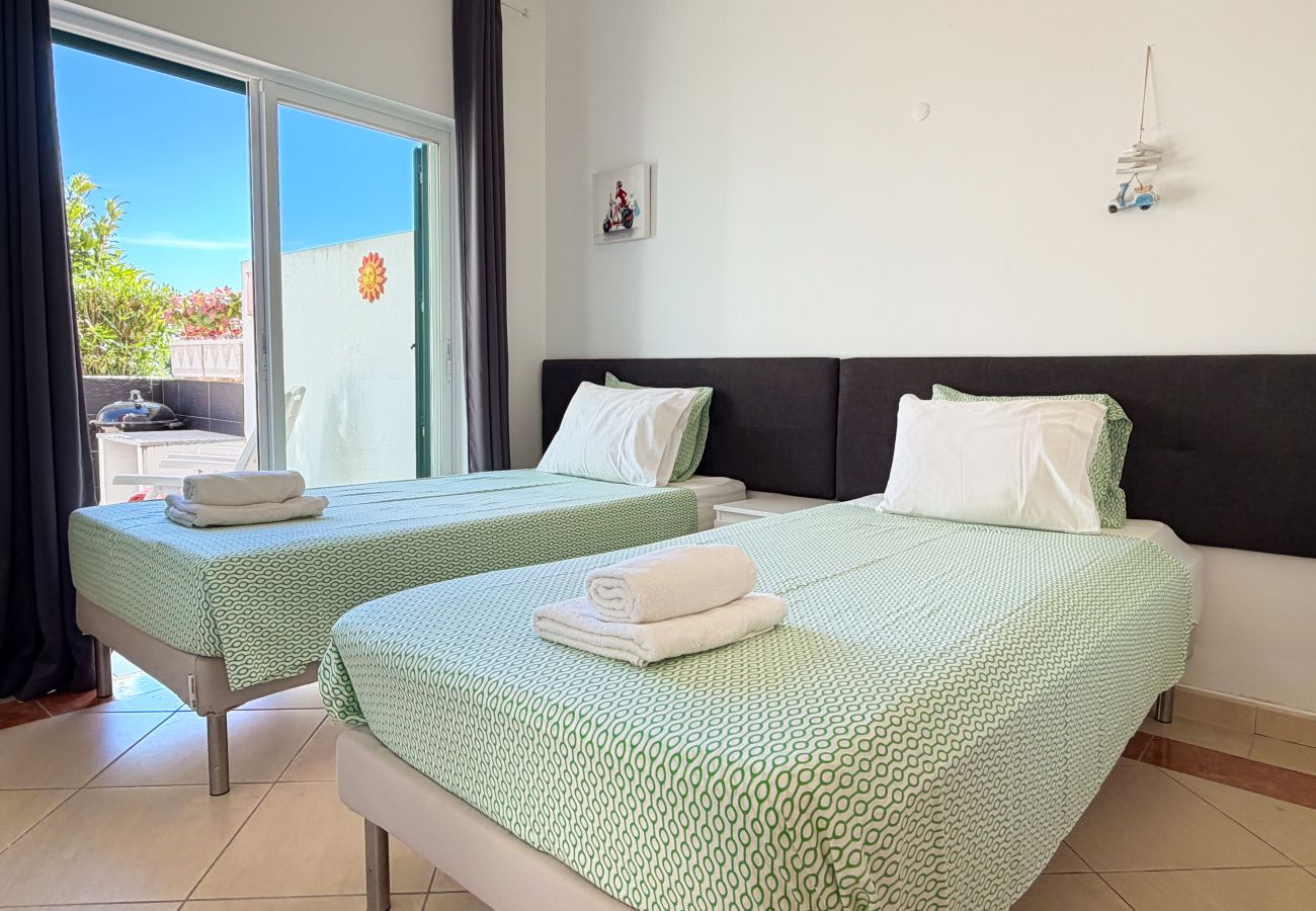 Doppelhaushälfte in Albufeira - House w/ Pool - 5min Walk to Alemães Beach by BeCherish