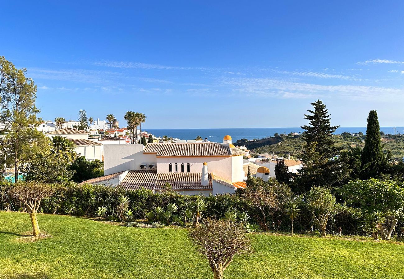 Apartamento en Albufeira - Sea&Garden View Condo by BeCherish