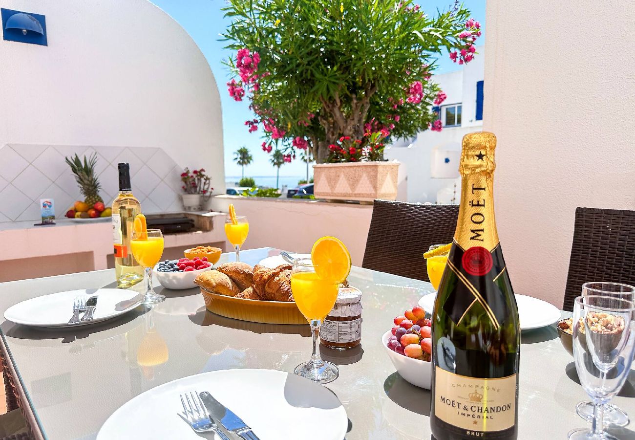 Apartamento en Albufeira - Ocean Breeze WindMill Condo by BeCherish