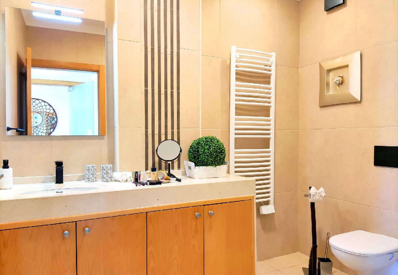 Apartamento en Albufeira - Beach Condo with Atlantic Ocean view by Be Cherish