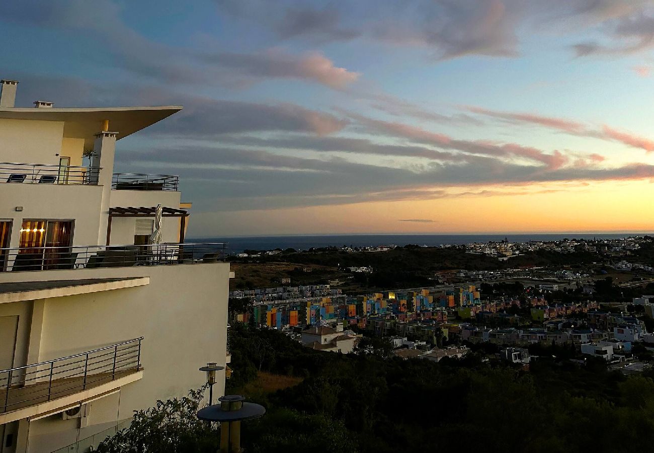 Apartamento en Albufeira - Azure Heaven by BeCherish