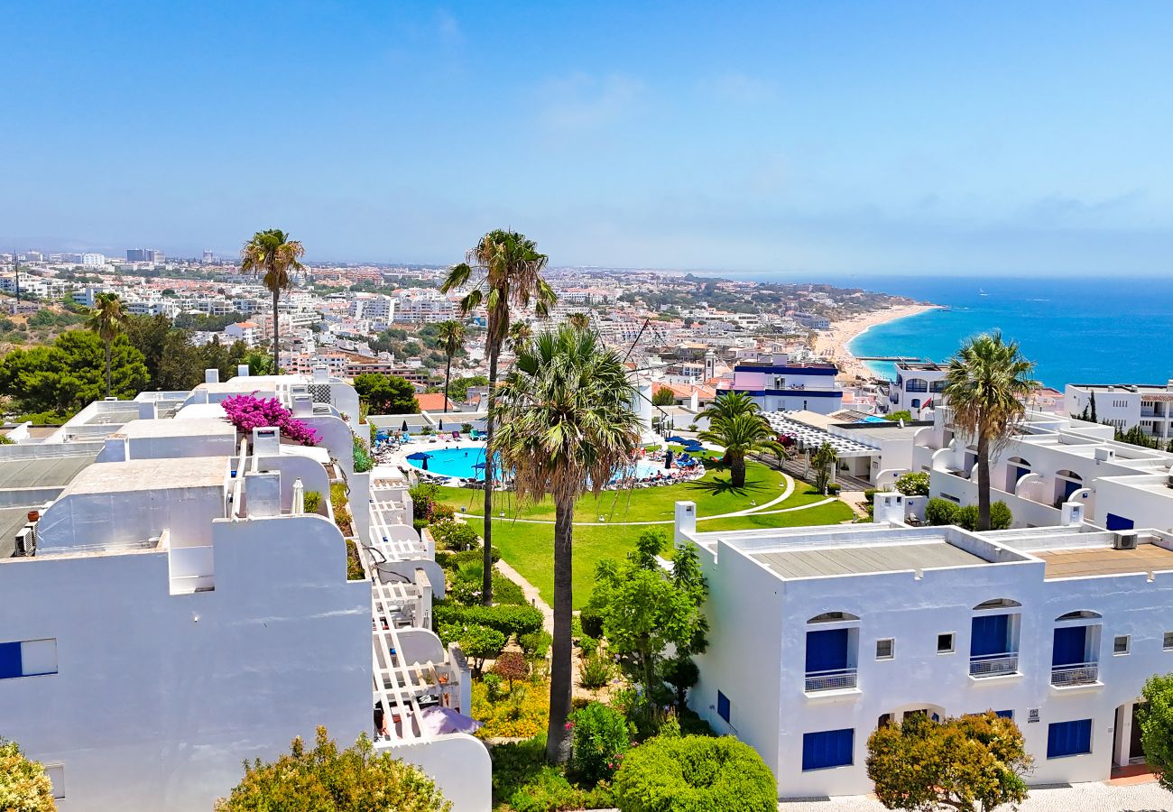 Apartamento en Albufeira - Stunning Sunrise&Sunset Rooftop Condo by BeCherish