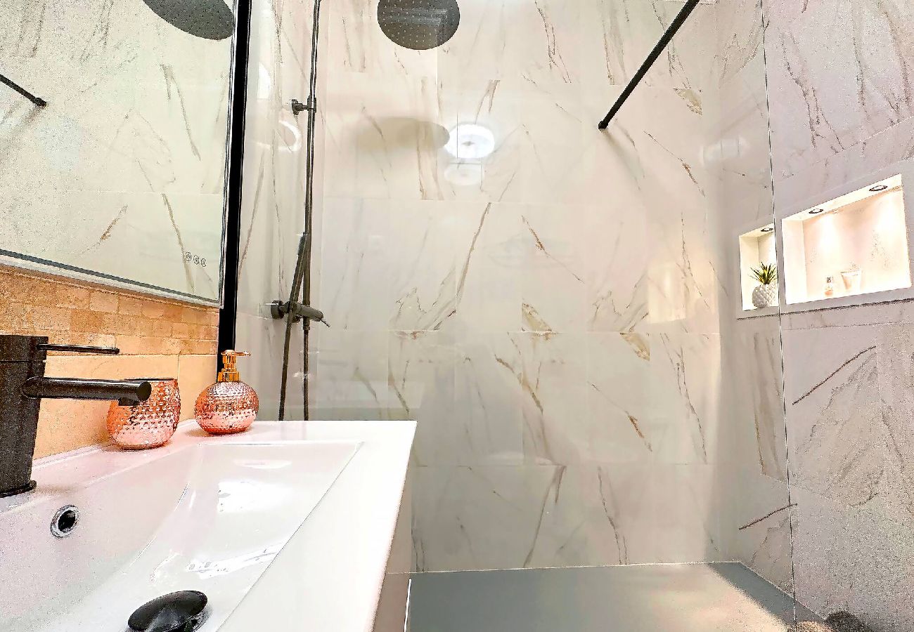 Apartamento en Albufeira - Modern Ocean View - Bright Condo by Be Cherish