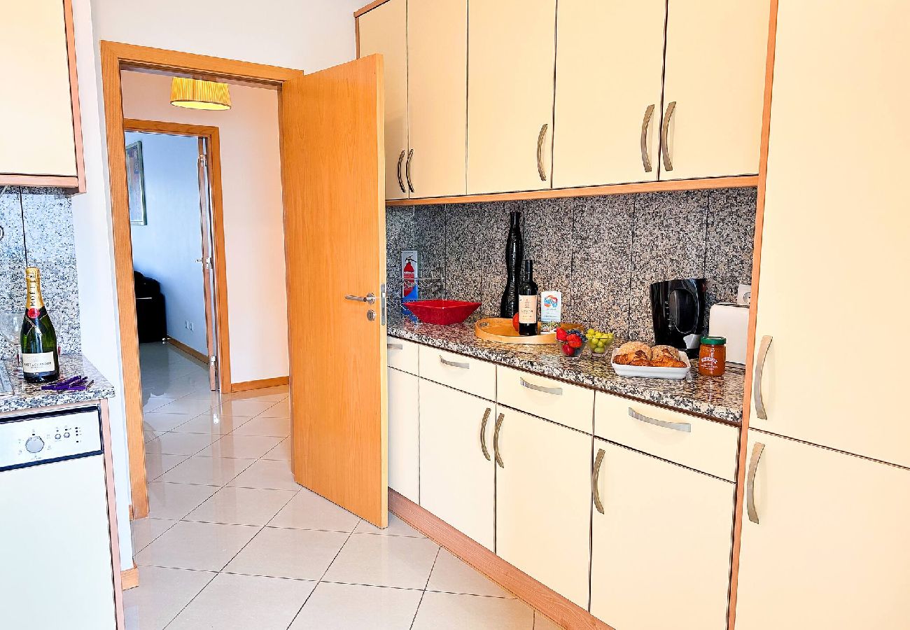 Apartamento en Albufeira - Garden View Condo by Be Cherish