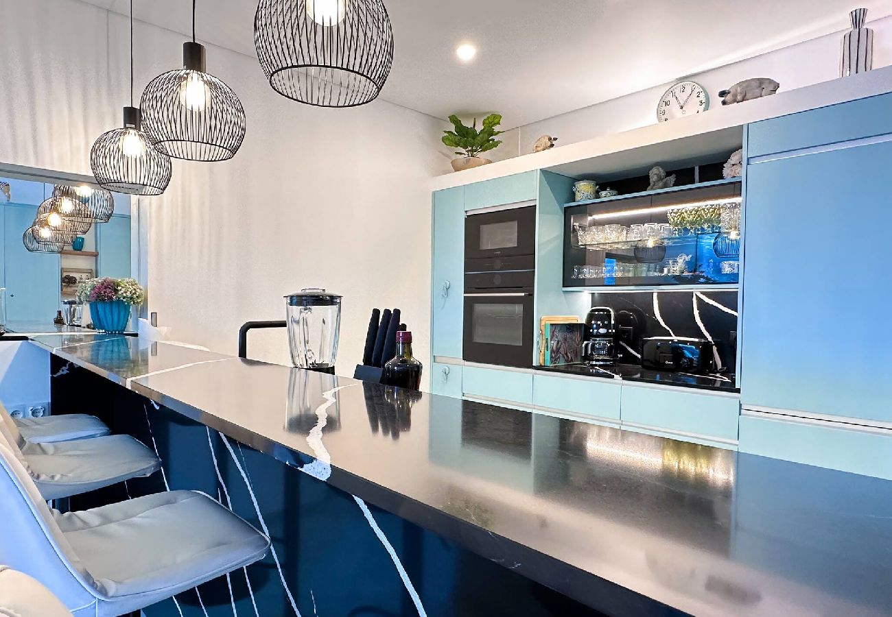 Casa en Albufeira - Luxury Beach House - Casa do Farol by BeCherish