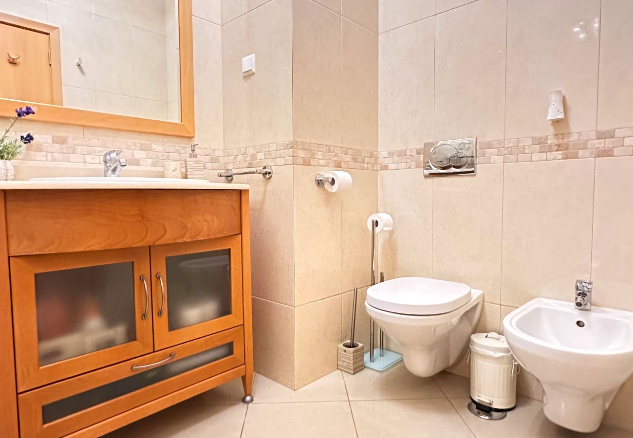 Apartamento en Albufeira - Apartamento de Lujo de 2 Dormitorios con Piscina y Vista al Mar by BeCherish