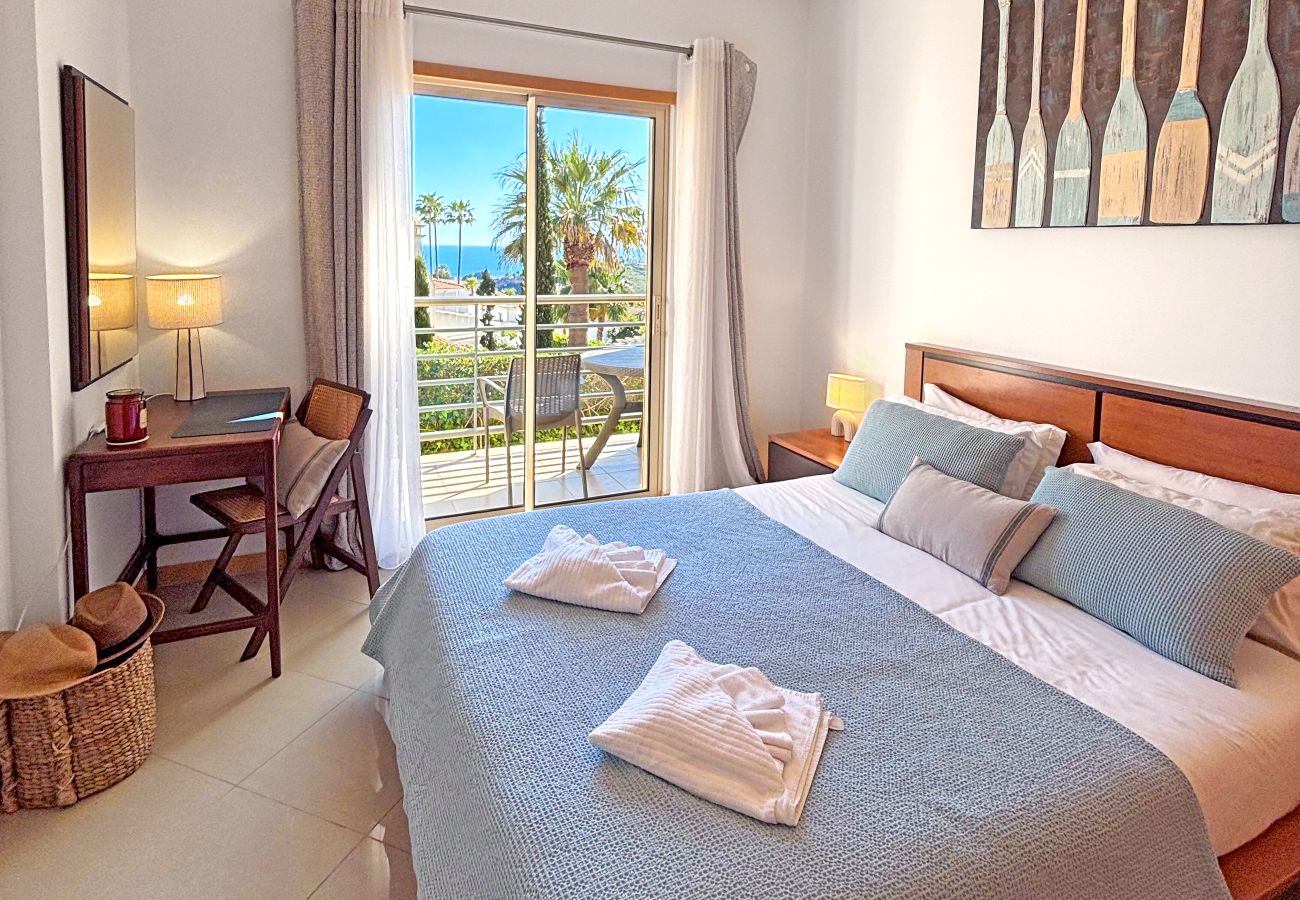 Apartamento en Albufeira - Albufeira Orada Sea View by BeCherish