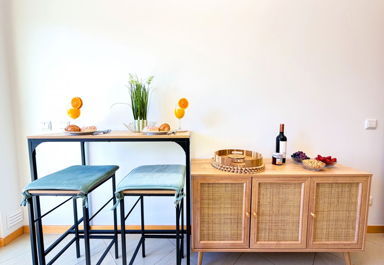 Apartamento en Albufeira - Albufeira Orada Sea View by BeCherish