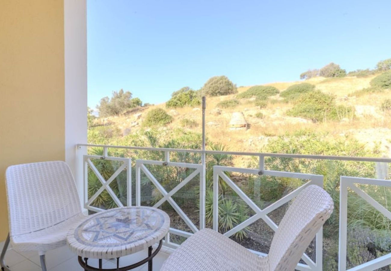 Apartamento en Albufeira - Garden Hill Haven Old Town & Sea View by BeCherish 