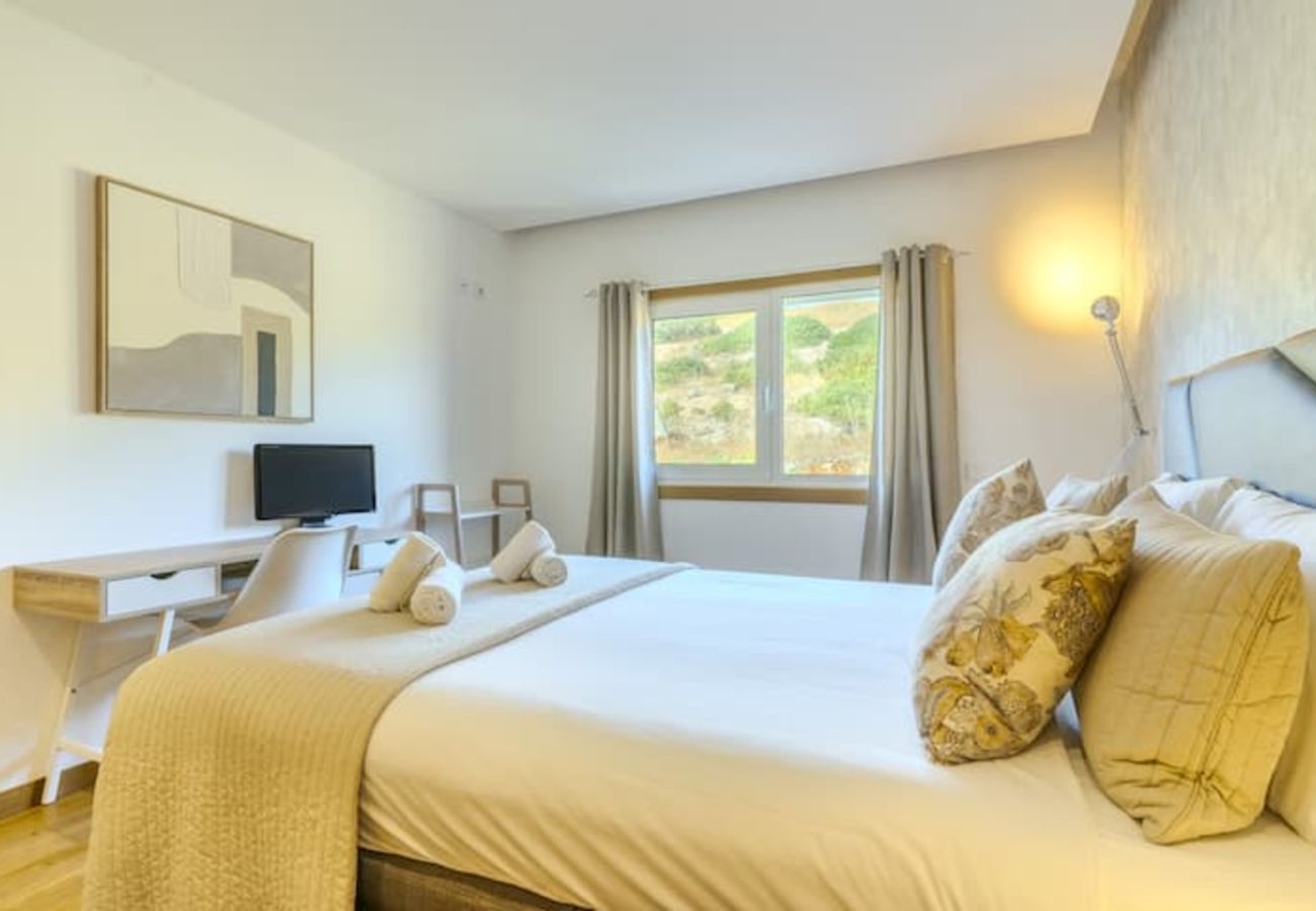 Apartamento en Albufeira - Garden Hill Haven Old Town & Sea View by BeCherish 
