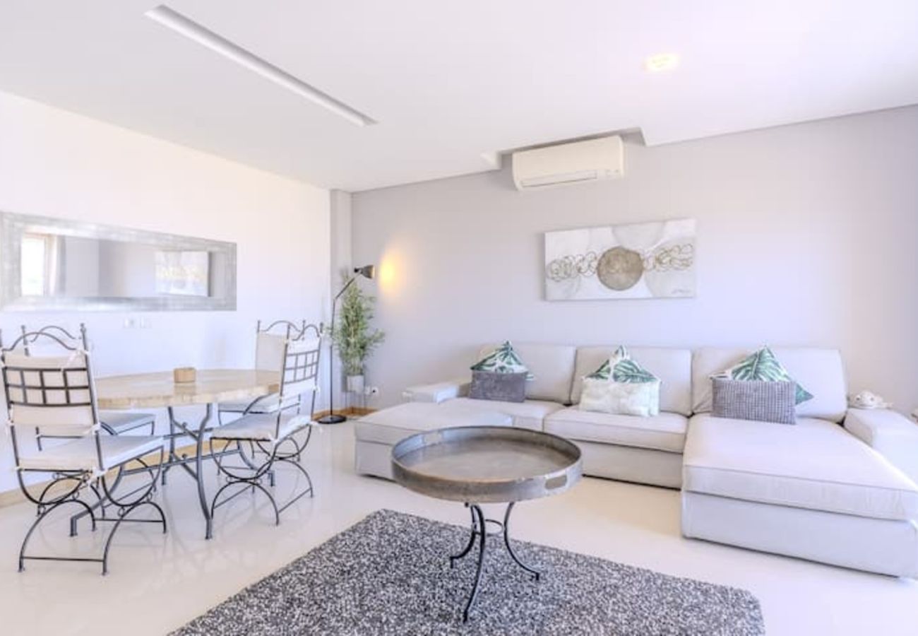 Apartamento en Albufeira - Garden Hill Haven Old Town & Sea View by BeCherish 