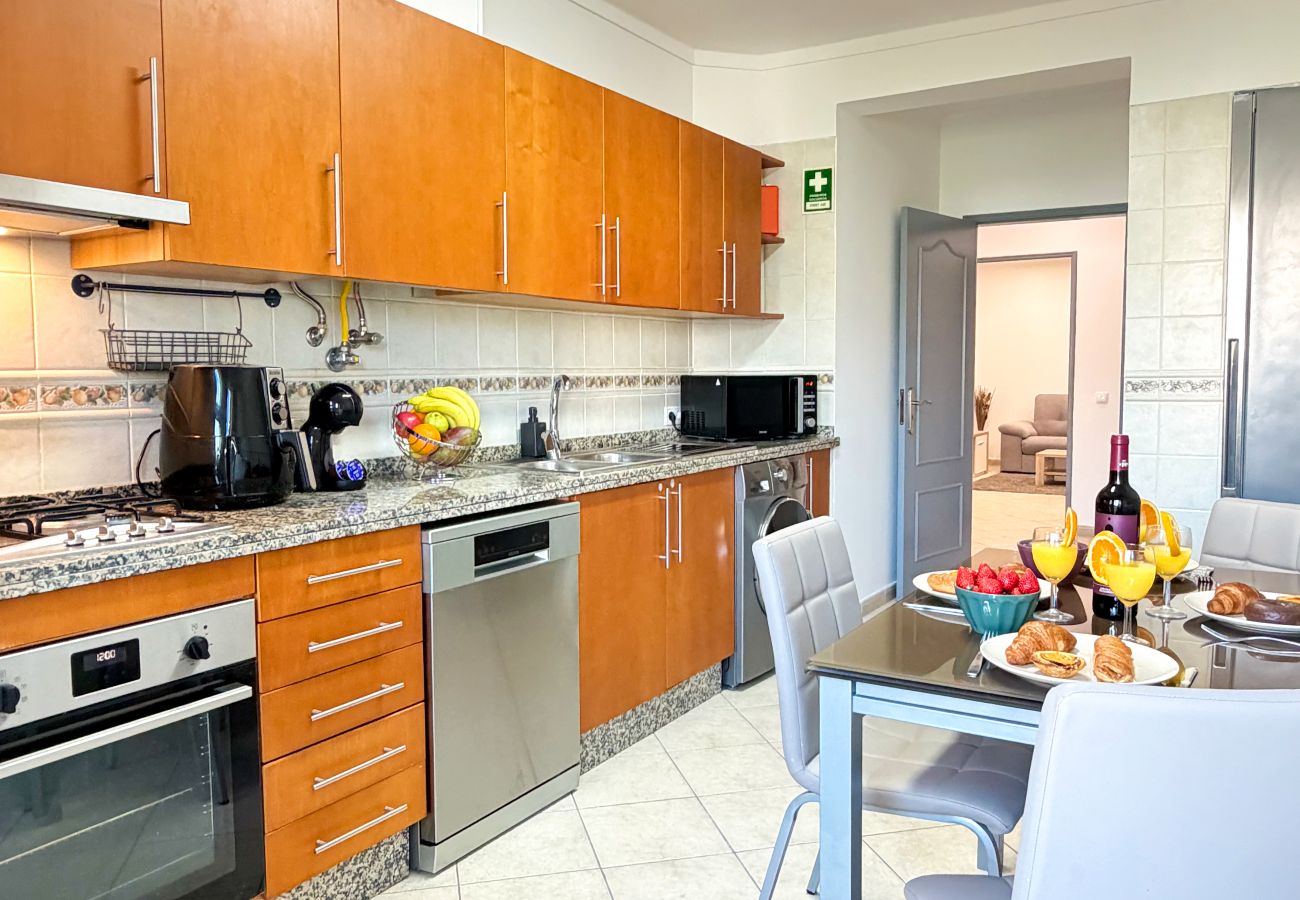 Apartamento en Faro - Faro City & Airport Comfy Condo by BeCherish