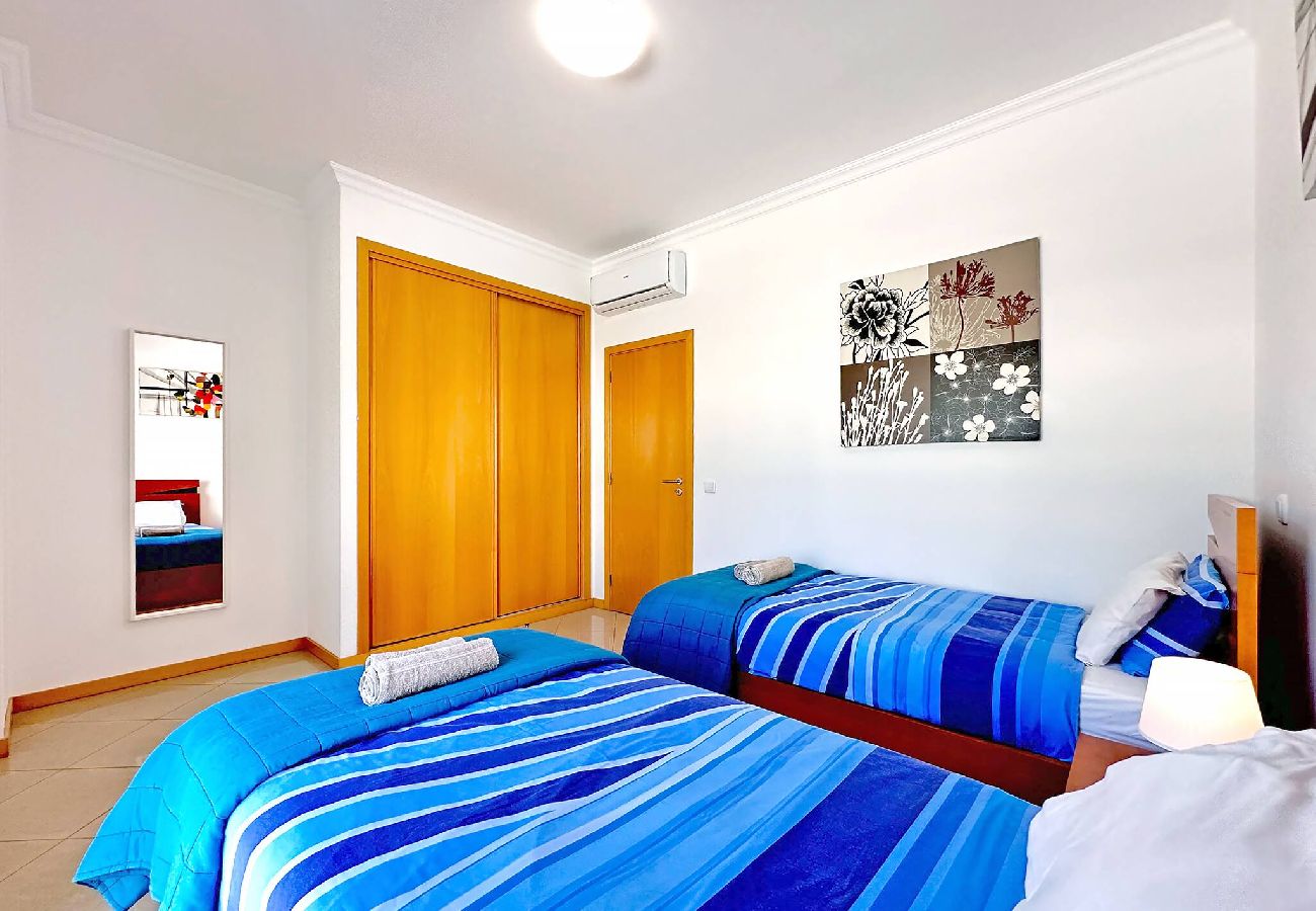 Appartement à Albufeira - Modern Ocean, Garden&Pool view Condo by BeCherish 