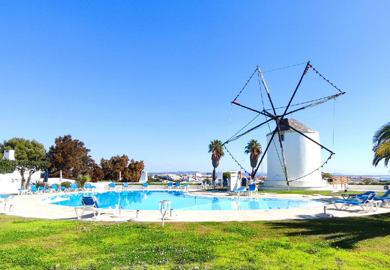 Appartement à Albufeira - Charming Algarve Townhouse w/Terraces, Pool &View