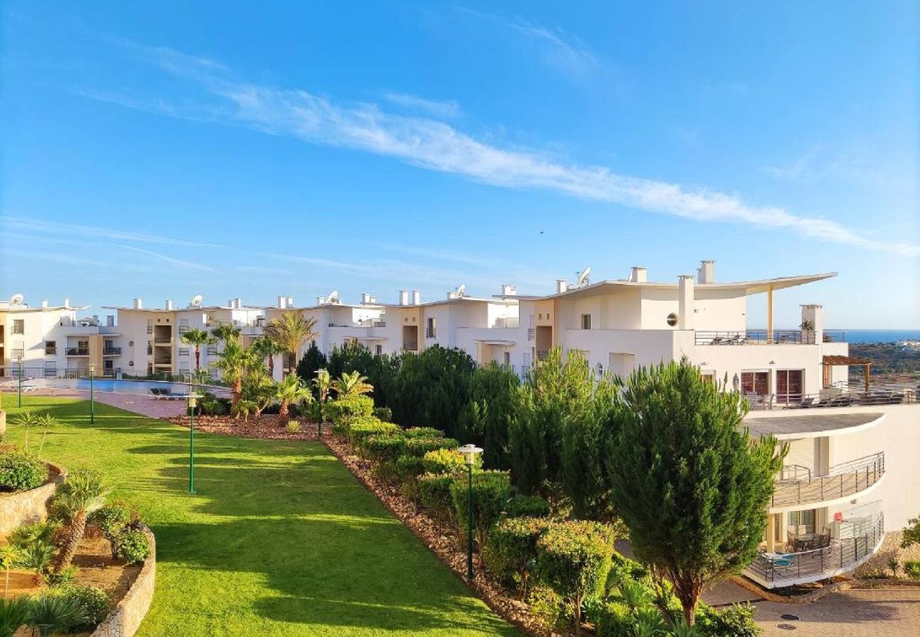 Appartement à Albufeira - Blue Sky Condo with Ocean&Pool view by Be Cherish