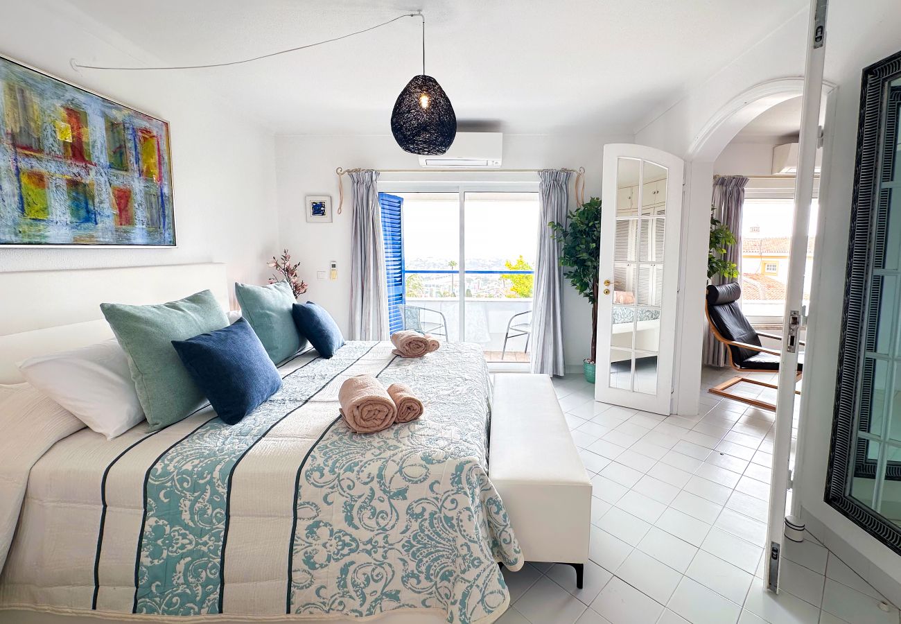 Appartement à Albufeira - Stunning Sunrise&Sunset Rooftop Condo by BeCherish