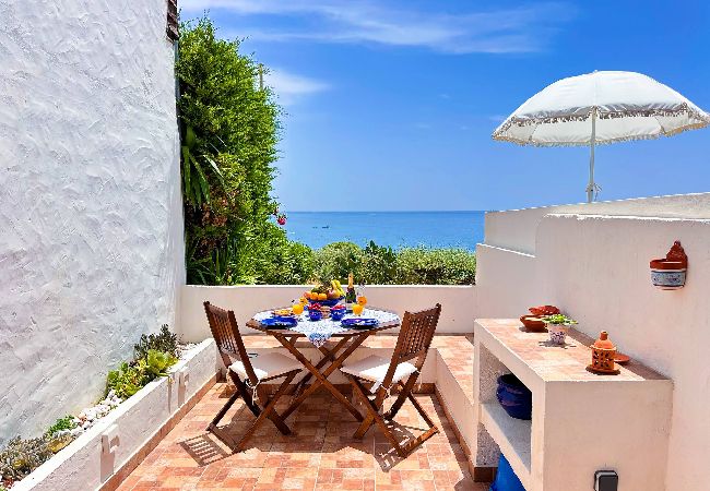Maison à Albufeira - Charming AlgarvianOceanfront Townhouse by BeCherish
