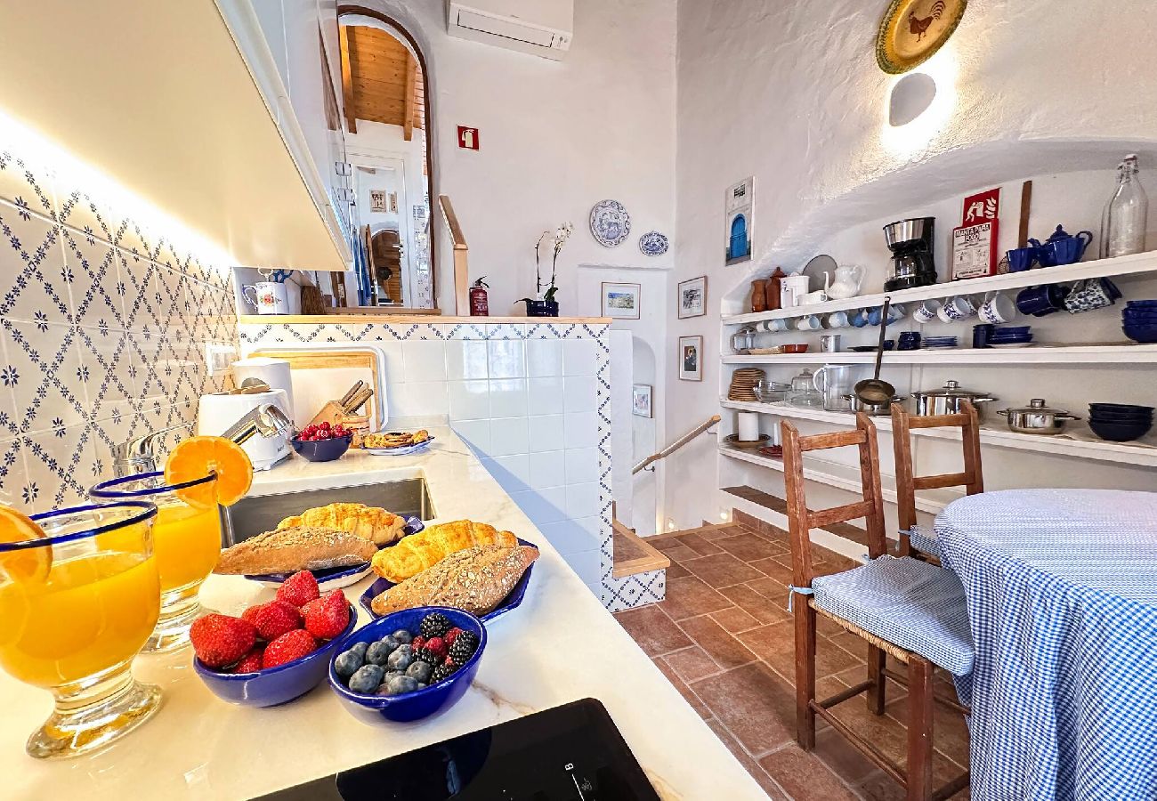 Maison à Albufeira - Charming AlgarvianOceanfront Townhouse by BeCherish