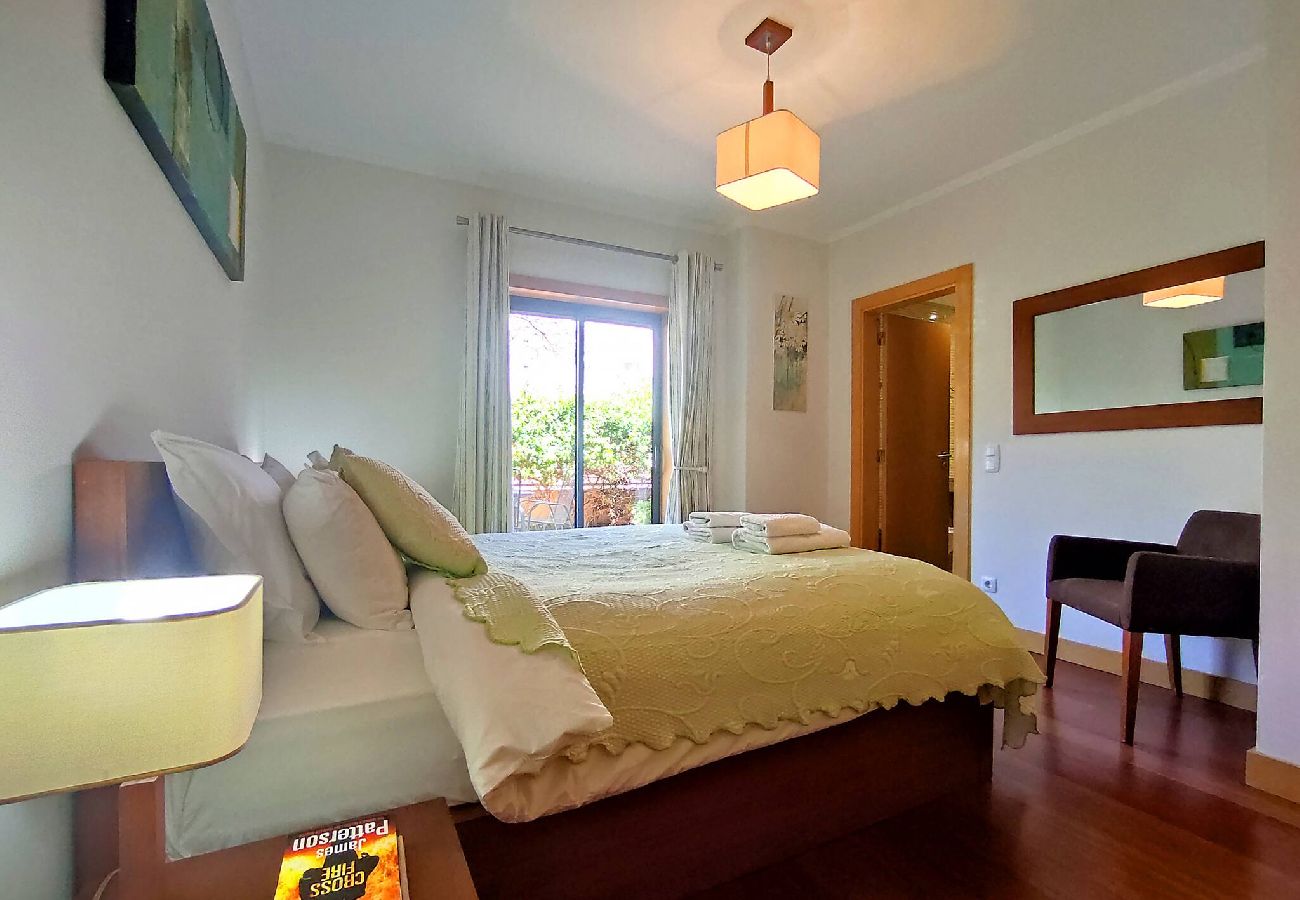 Appartement à Albufeira - Fabulous Sunny Pool&Garden Condo by BeCherish