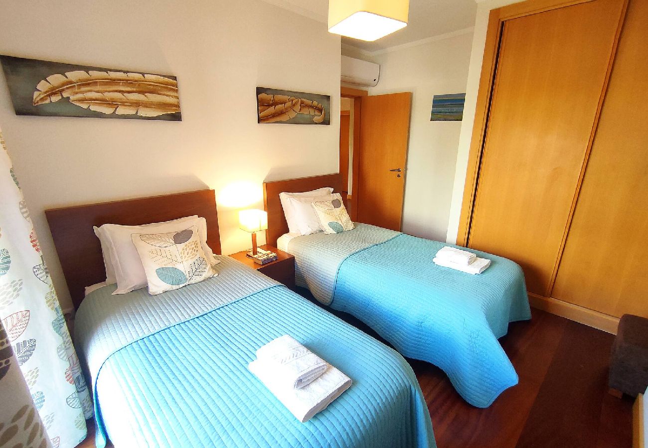 Appartement à Albufeira - Fabulous Sunny Pool&Garden Condo by BeCherish