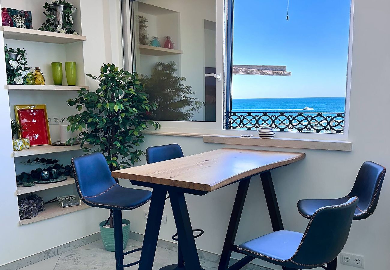 Maison à Albufeira - Luxury Beach House - Casa do Farol by BeCherish