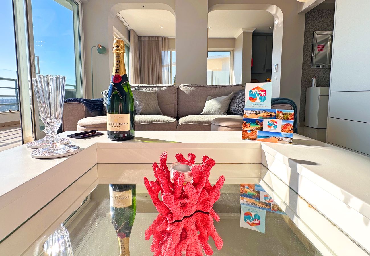 Appartement à Albufeira - Serenity Ocean View Penthouse by BeCherish