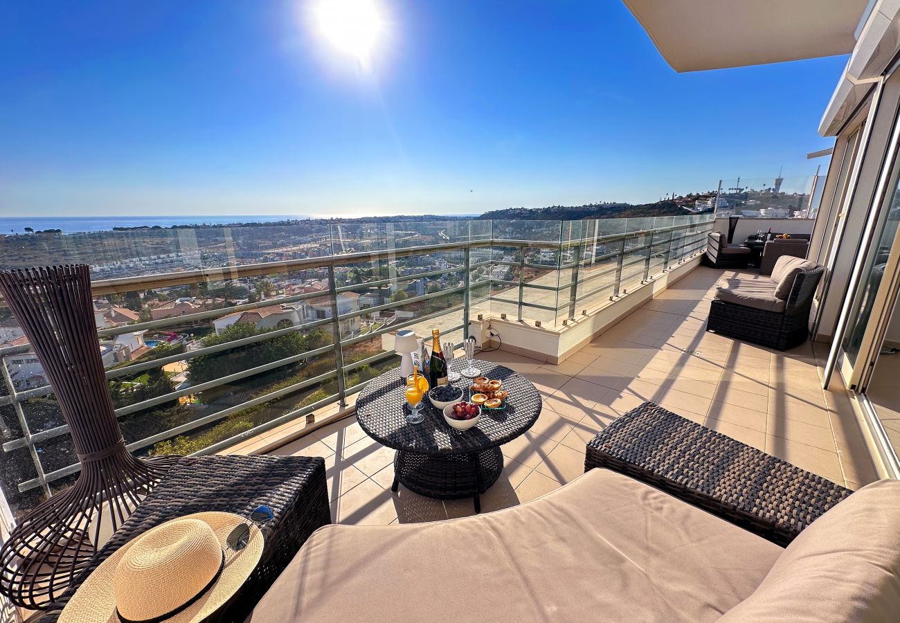 Appartement à Albufeira - Serenity Ocean View Penthouse by BeCherish