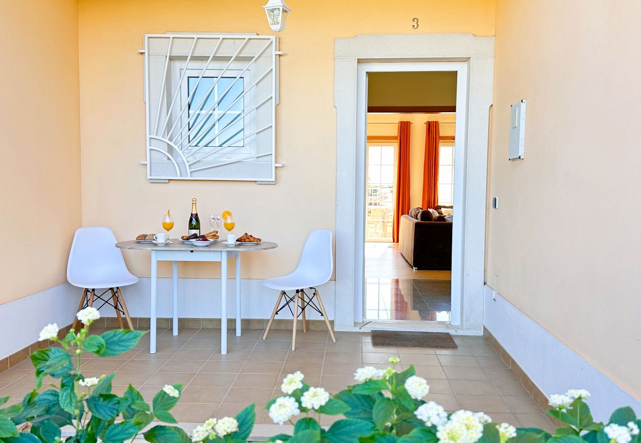 Maison à Albufeira - Balaia Poolside House with Sea View by BeCherish