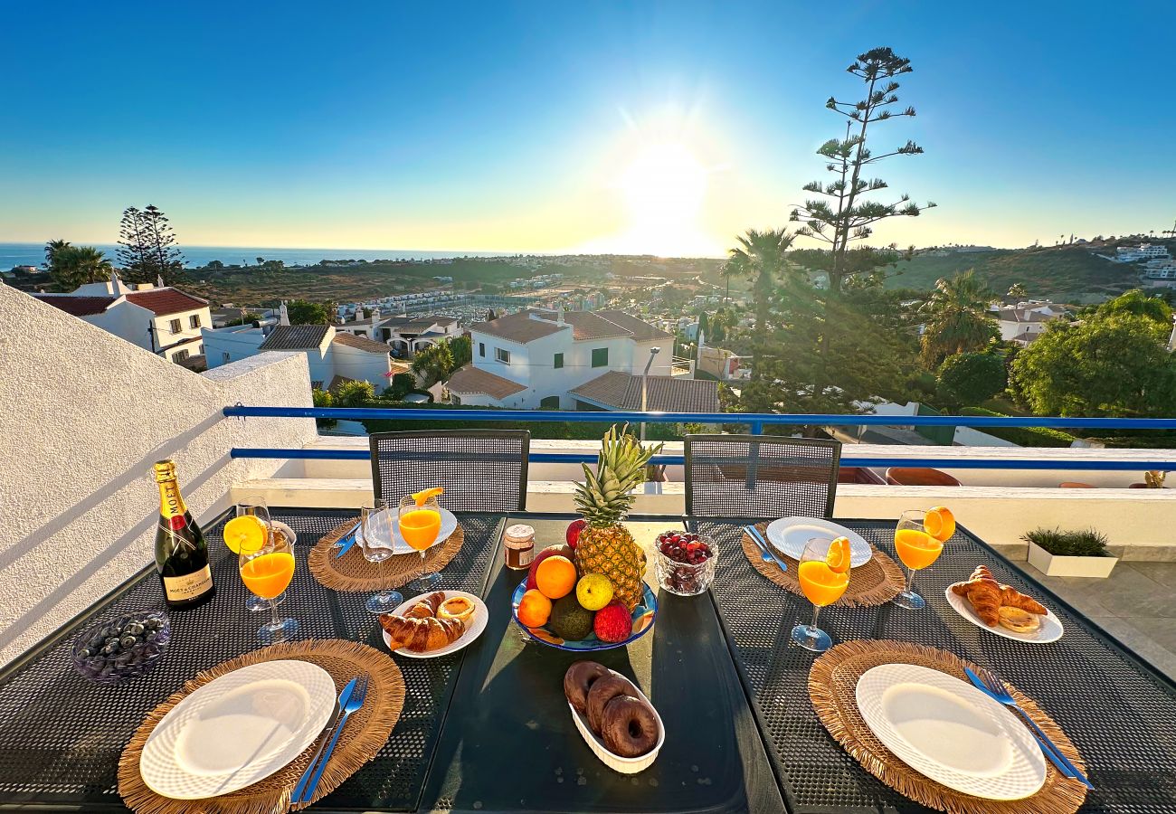 Appartement à Albufeira - WindMill Rooftop Panoramic OceanView Condo By BeCherish